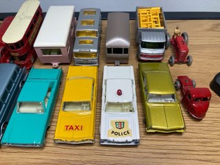 Lote coches guisval matchbox, hot wheels, dinky to