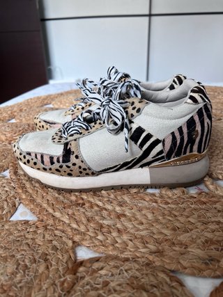 Zapatillas cuña interior Talla 37.5
