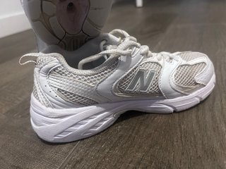 Zapatillas New Balance 530 Gris y Blancas