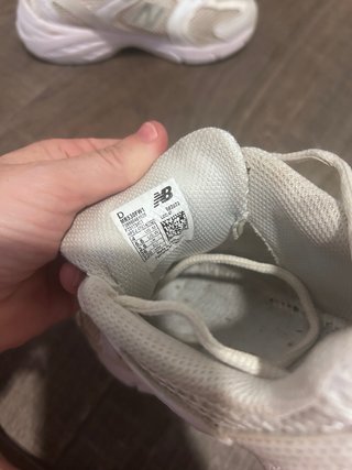 Zapatillas New Balance 530 Gris y Blancas