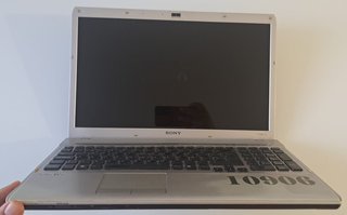Portátil Sony VAIO PCG-81212M (NO FUNCIONA)