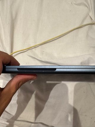 MacBook Air M2 (2022) 8GB RAM