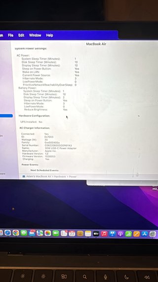 MacBook Air M2 (2022) 8GB RAM