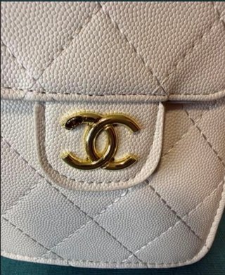 Bolso Chanel Blanco y Dorado