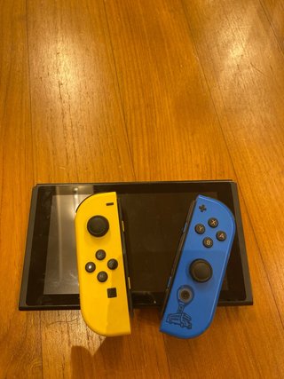 Nintendo Switch Edizione Limitata Fortnite