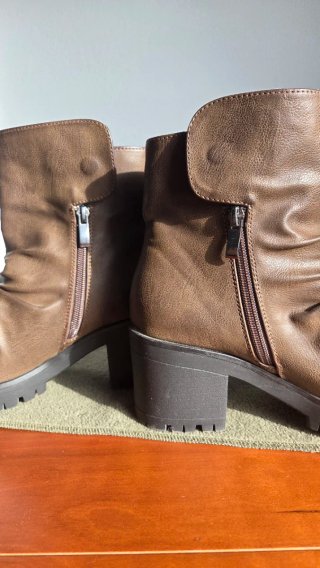 Botines Mustang Marrones Tacón Ancho Track
