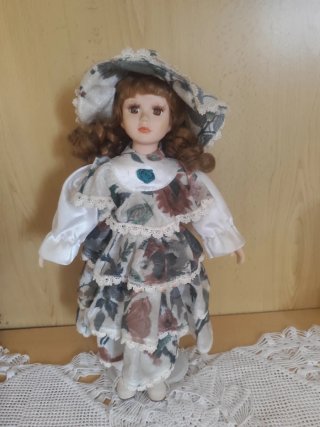 Muñeca Porcelana Victoriana Vestido Floral
