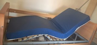 Cama Geriátrica Eléctrica Articulada