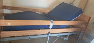 Cama Geriátrica Eléctrica Articulada