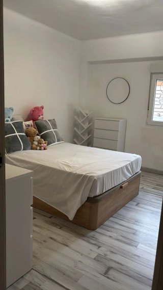 Alquiler piso Tarragona centro, dos habitaciones.