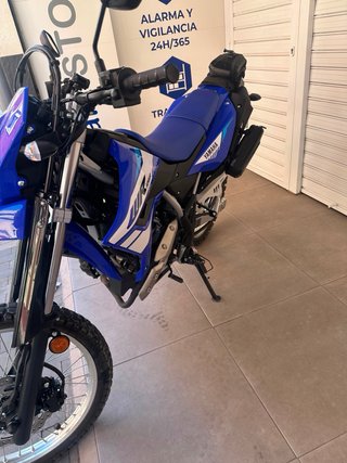 NEGOCIABLE Yamaha WR125R 2026 Azul