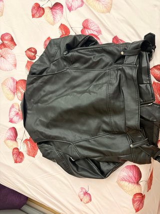 2 Chaquetas Mujer L (Pelo y Piel Sintética)
