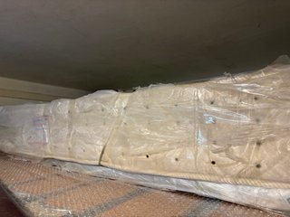 Cabecero de madera mas somier y colchon