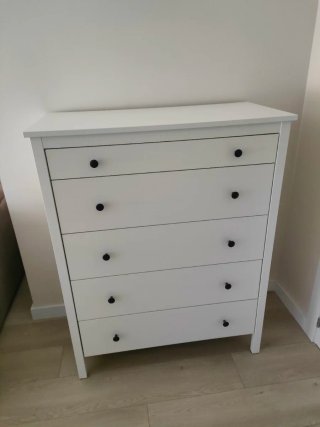 Cómoda blanca con 2 cajones