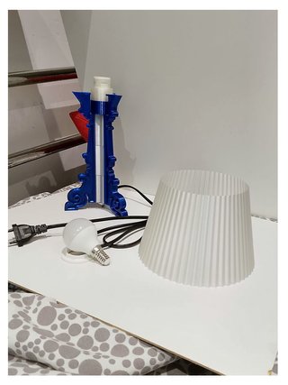 Lampada stile Kartell blu trasparente LED
