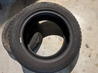 Neumático Goodyear 235/55 R17 103V