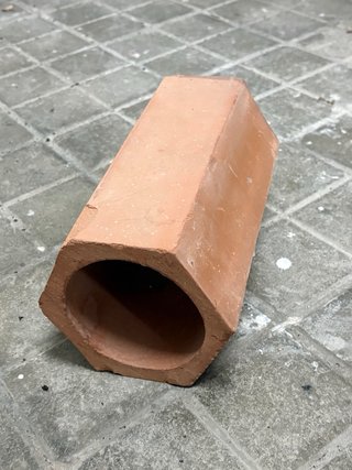 Botelleros barro/terracota hexagonales