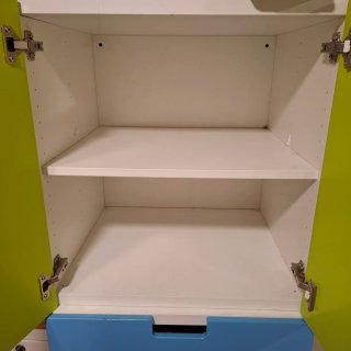Mueble infantil 2 cajones y puertas Ikea