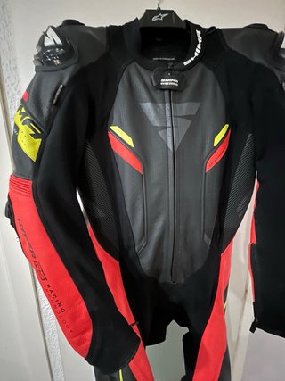Mono SHIMA Hyper RS Fluo Talla 52