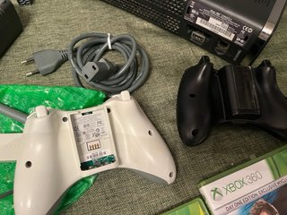 Console Xbox 360 Elite 120GB+giochi