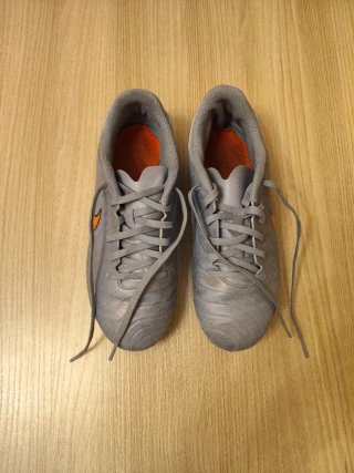 Zapatillas Fútbol Nike Gris Talla 38.5