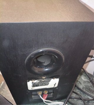 Altavoces ELAC B4
