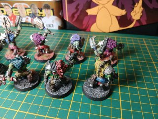 Escuadra Trinkabeztiaz Warhammer Orcos