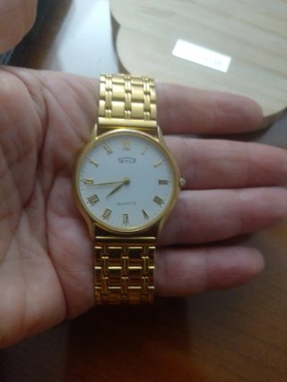 Reloj Teylo Dorado Esfera Blanca