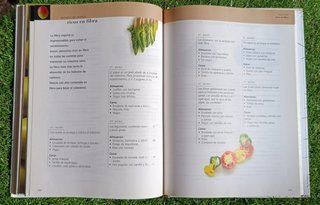 Varios libros de cocina y alimentación / nutrición