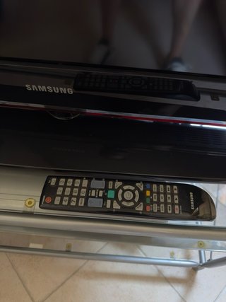 Samsung 40” LCD Full HD + Decoder i-ZAP DVB-T2