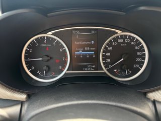 Nissan Micra 2017 excelente estado