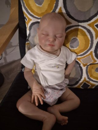 Bebé reborn realista