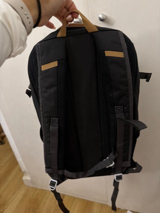 Mochila Quechua portátil/escolar negra nueva