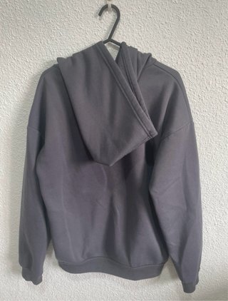 Sudadera gris oscuro