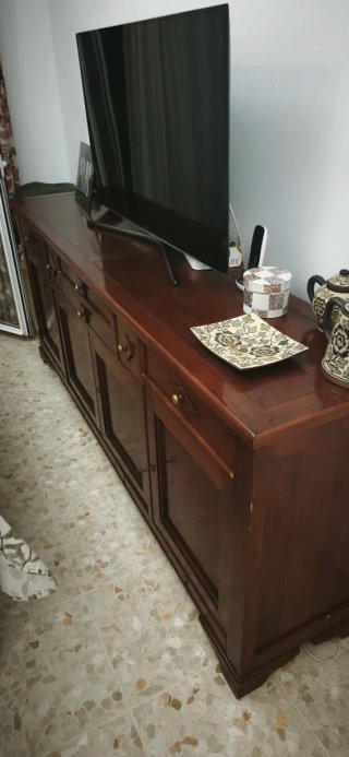 Mueble de salón de madera
