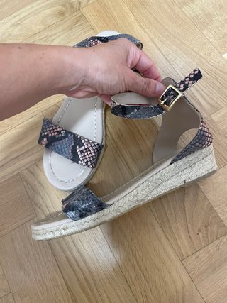 Sandalias esparto Mascaró piel serpiente