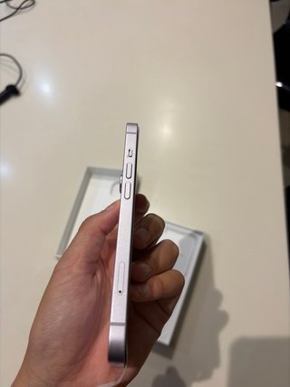 iPhone 14