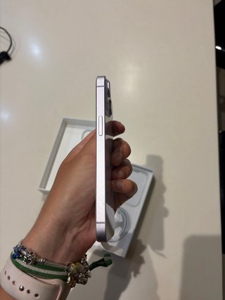 iPhone 14