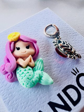 Charm Pandora