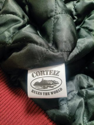 Chaqueta cuero roja (Estilo Corteiz) Talla L