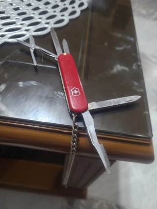 Navaja multiusos Victorinox roja