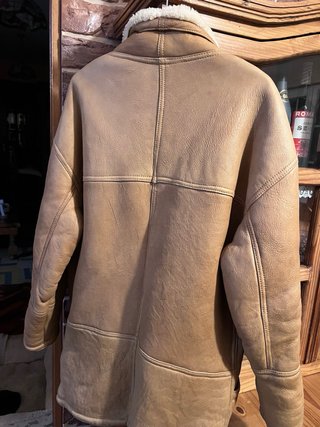 Pelliza de hombre de piel de oveja y borrego intei