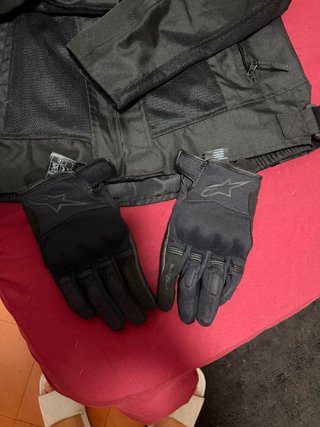 Chaqueta y guantes moto Talla XL y L