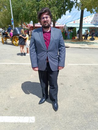 Traje completo hombre gris y negro