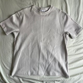 Camiseta Zara Beige Manga Corta