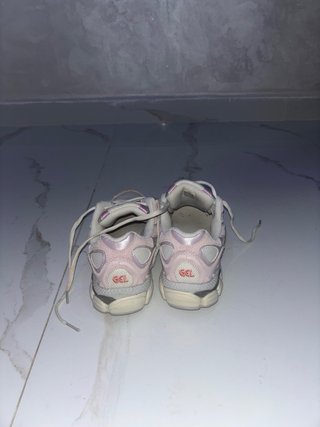 Asics rosas y blancas