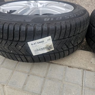 Juego 4 Llantas 18 pulgadas + Neumáticos Pirelli