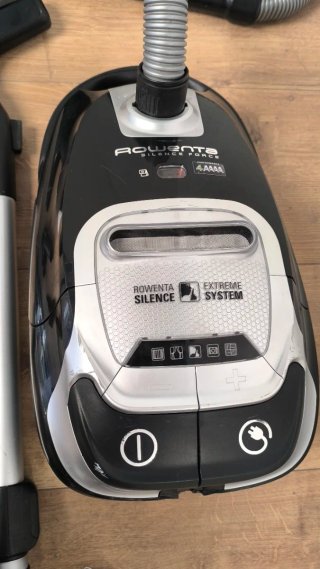 ASPIRADOR ROWENTA SILENCE FORCE 7.500 VATIOS 4 AAA