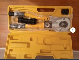 Prensa hidráulica para tuberías multicapa