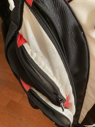 Bolsa de Golf TaylorMade ft. Mercedes benz